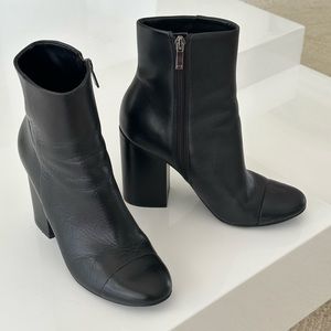Marc Fisher black leather ankle boots. Size US 8 / EU 38/ 38.5.